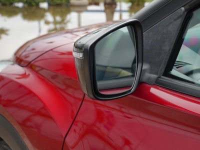 2022 Nissan Kicks SR