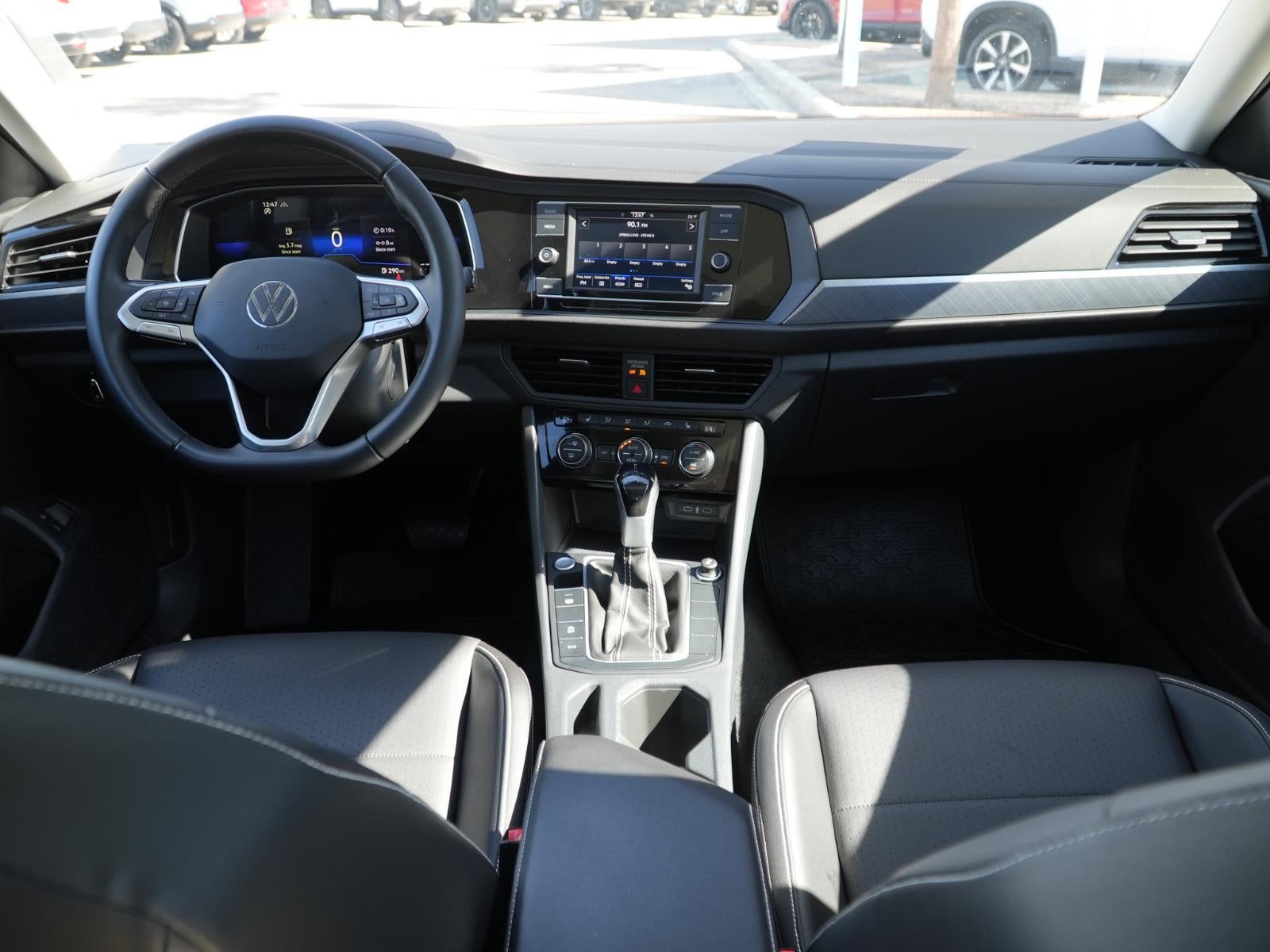 2023 Volkswagen Jetta SE