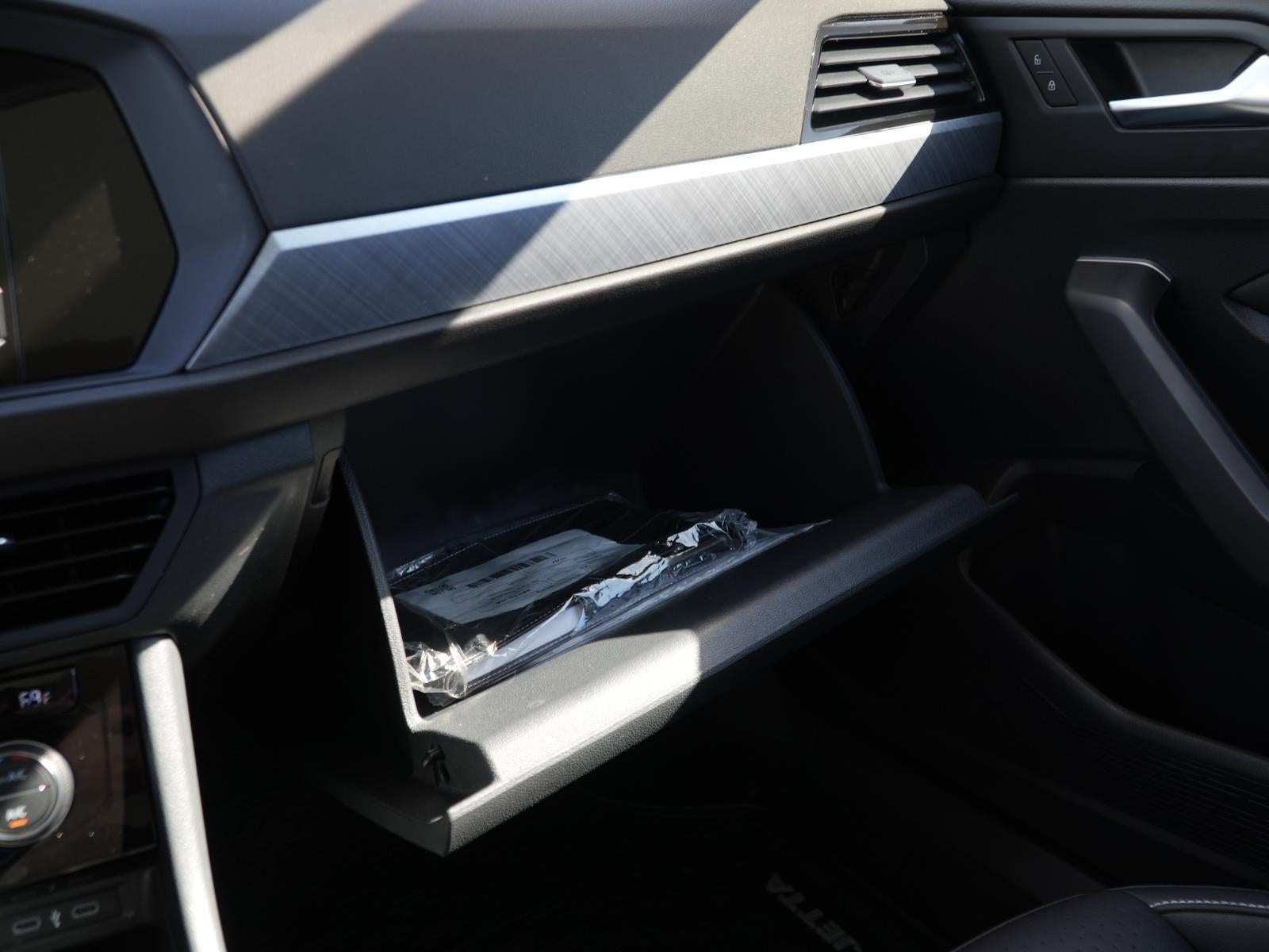 2023 Volkswagen Jetta SE