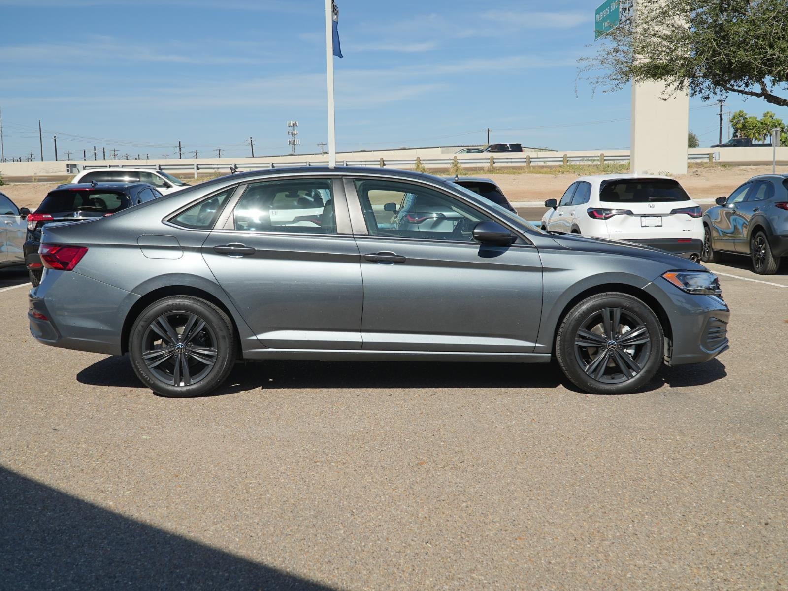 2023 Volkswagen Jetta SE