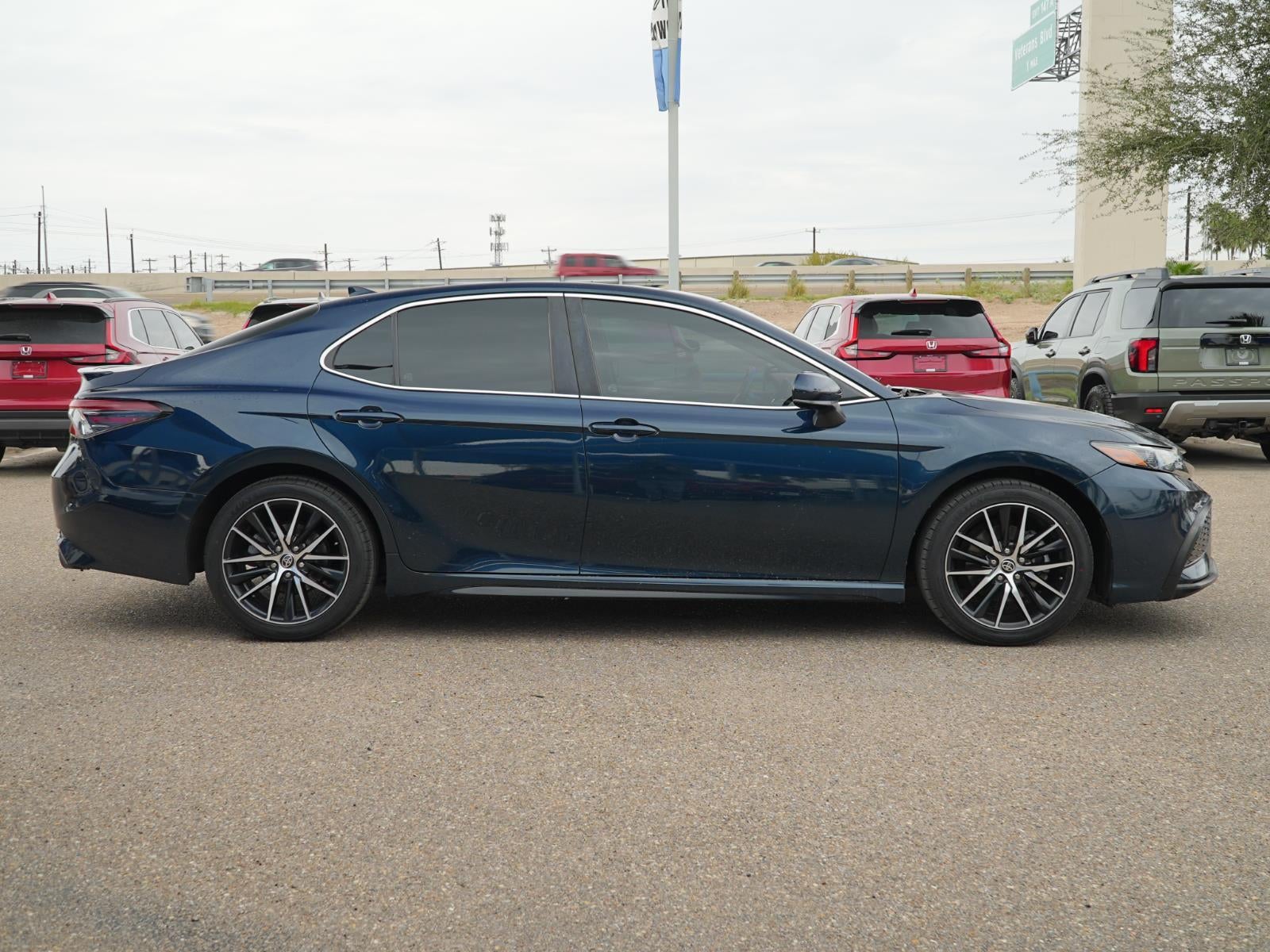 2021 Toyota Camry SE