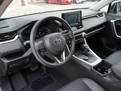 2022 Toyota RAV4 Hybrid XLE Premium