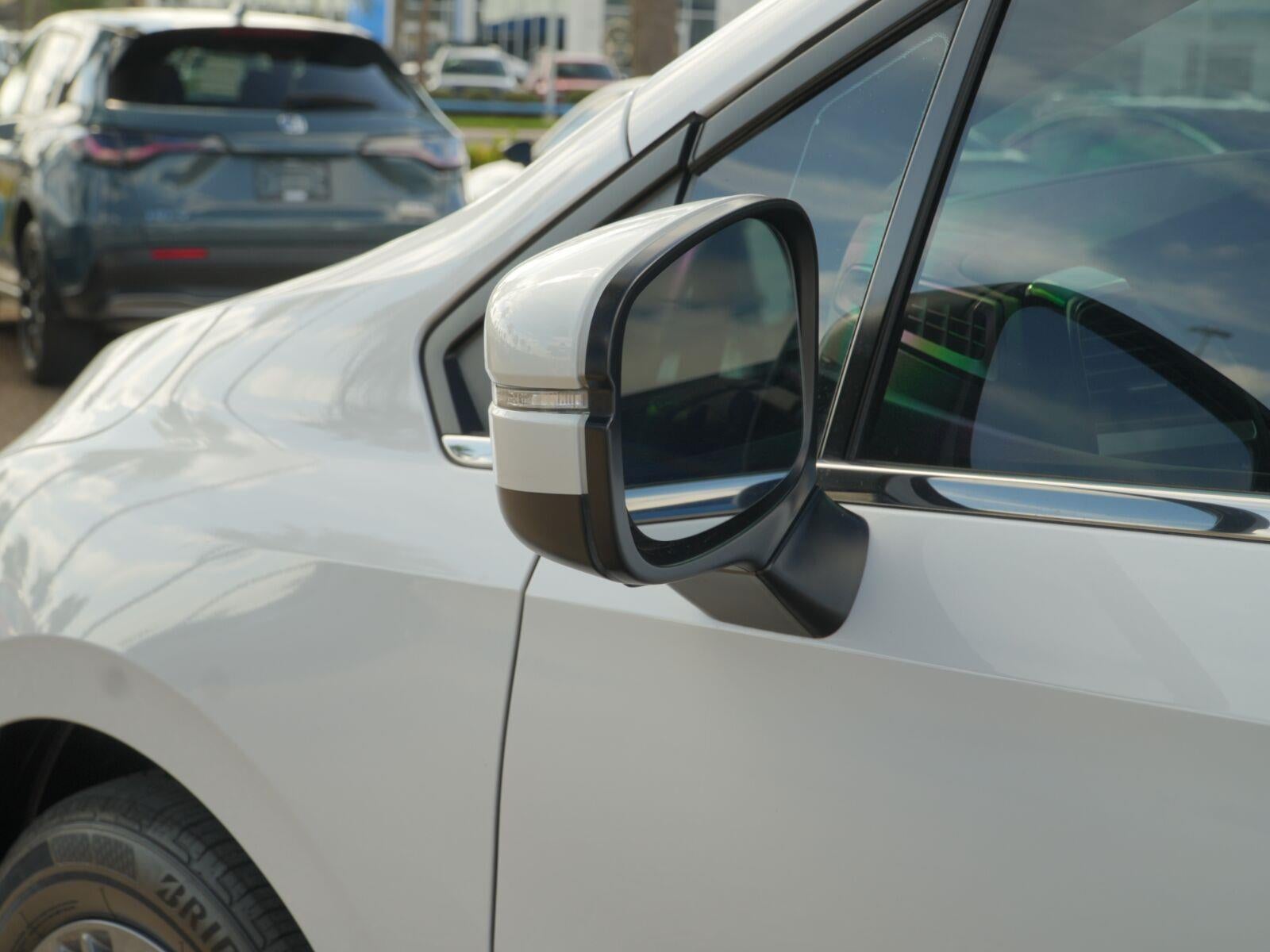 2025 Honda Odyssey Touring - Photo 15