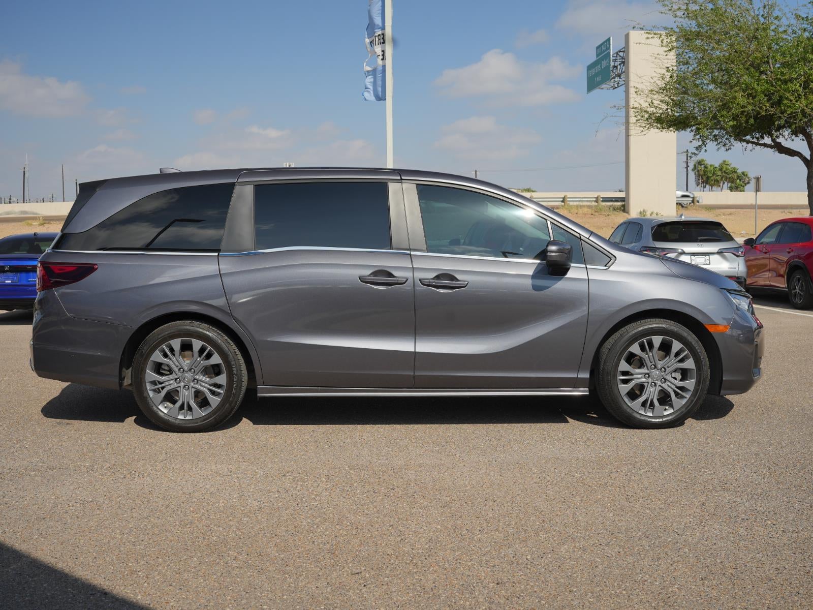 2025 Honda Odyssey Touring