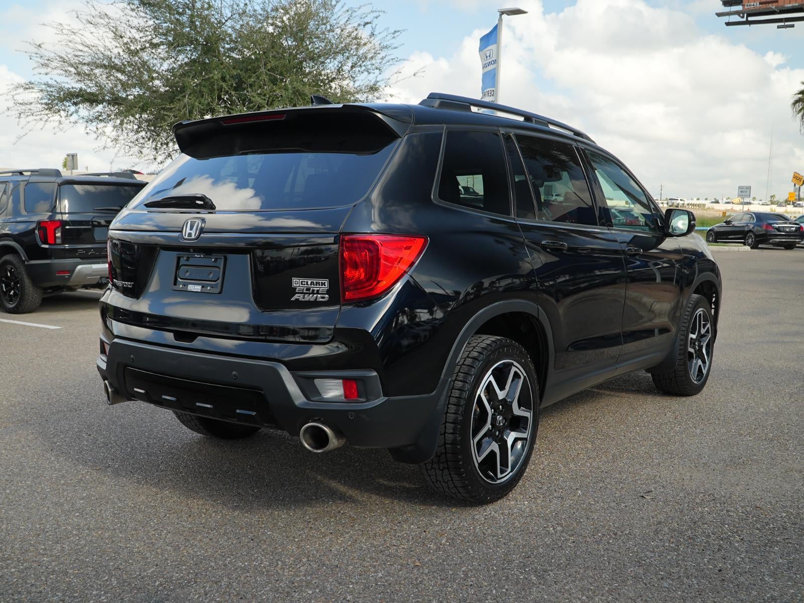 2022 Honda Passport Elite