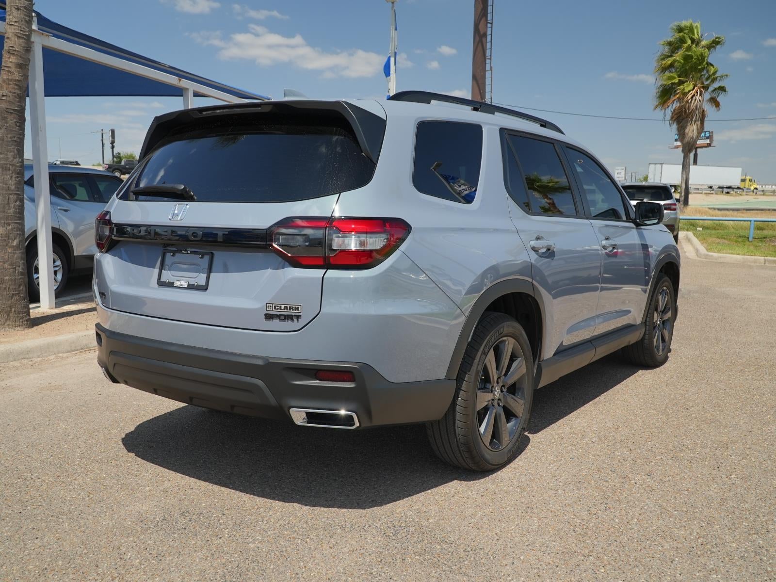 2025 Honda Pilot Sport