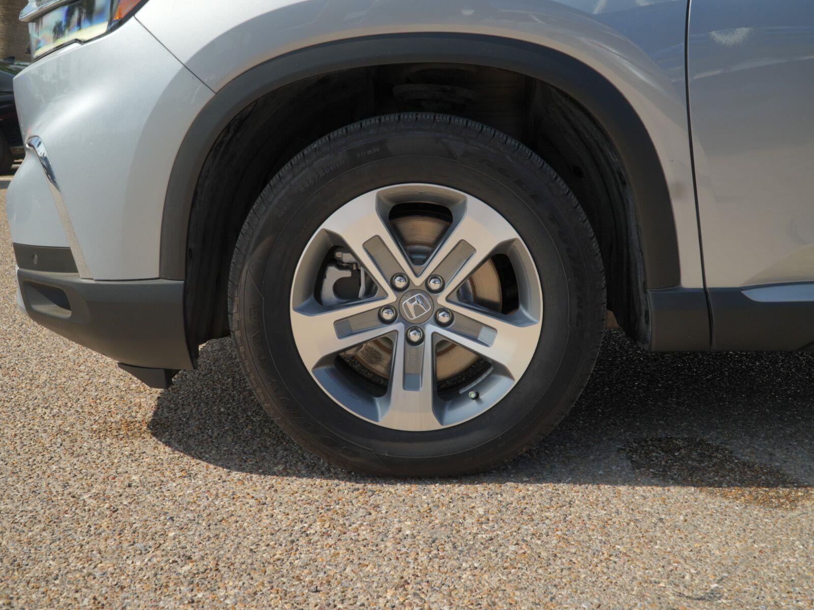2025 Honda Pilot EX-L - Photo 15