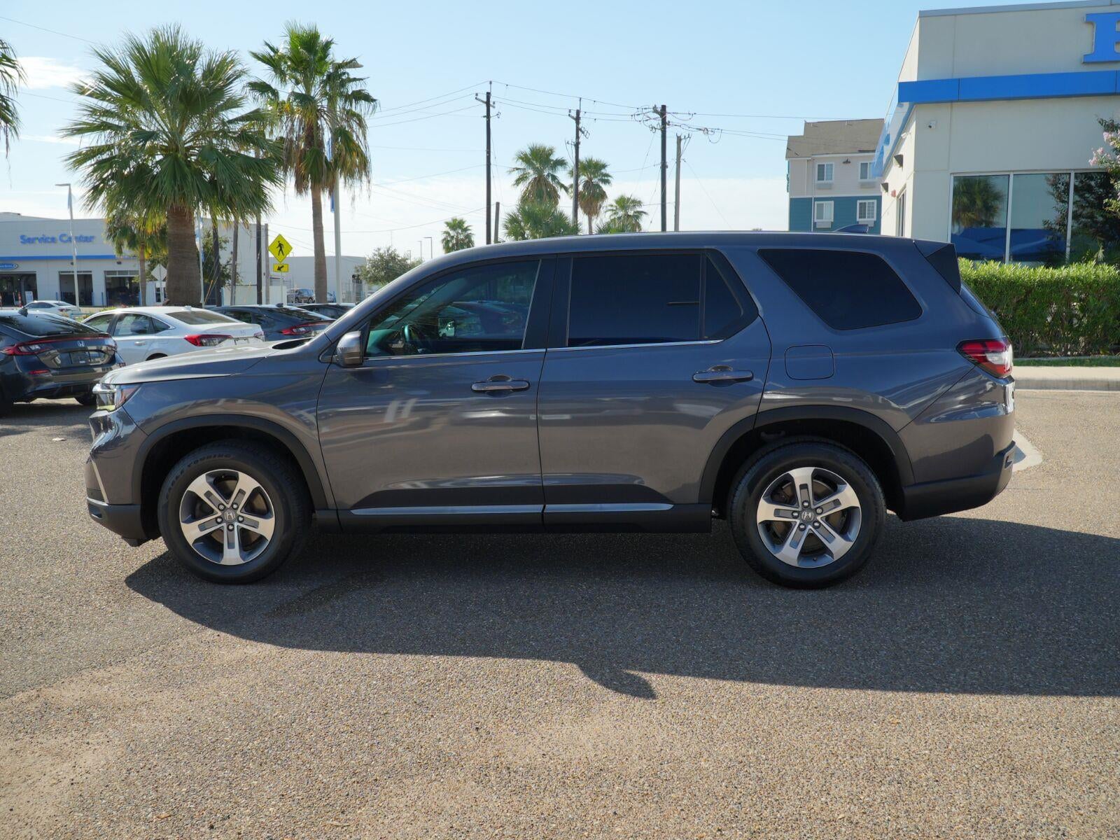 2025 Honda Pilot EX-L - Photo 14