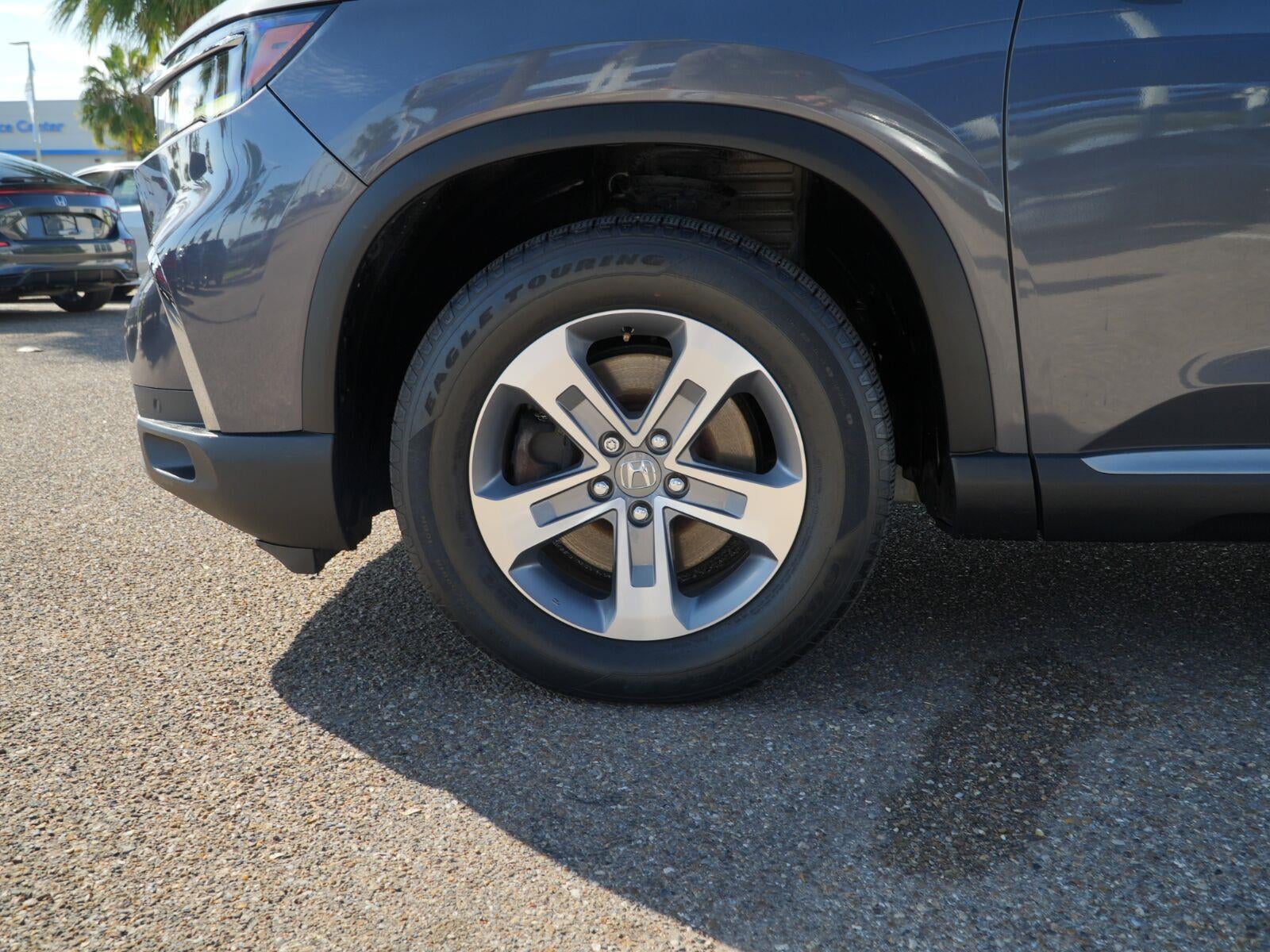 2025 Honda Pilot EX-L - Photo 16