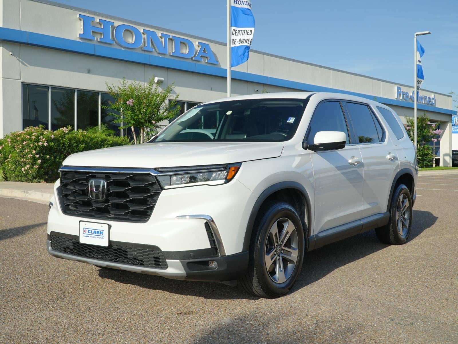 2023 Honda Pilot EX-L 7-Occupant AWD's photo