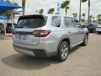 2024 Honda Pilot EX-L w/Rear Captain's Chairs