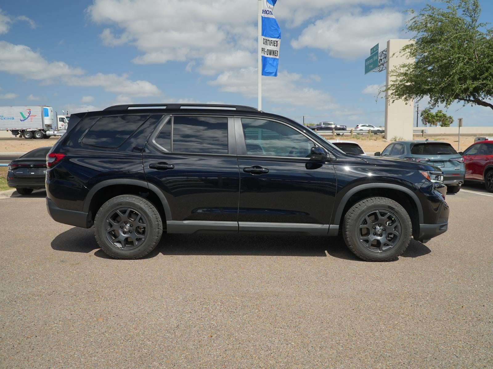 2025 Honda Pilot TrailSport