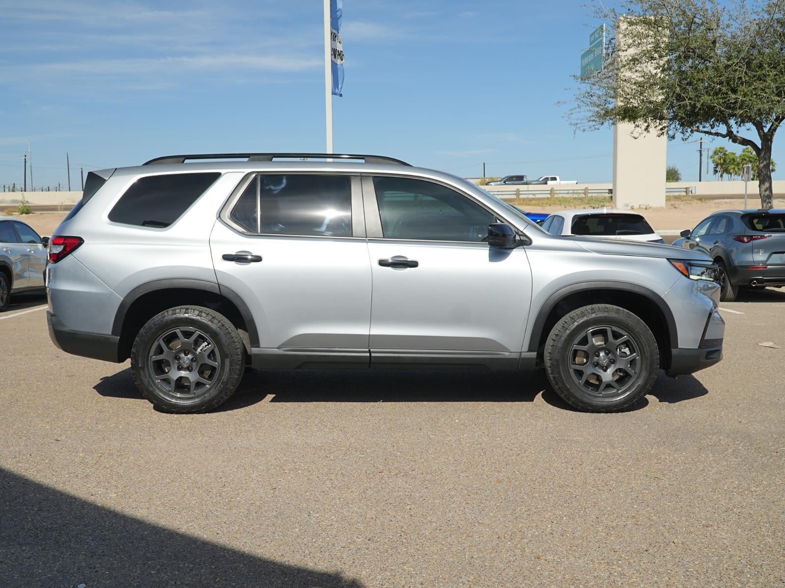 2023 Honda Pilot TrailSport