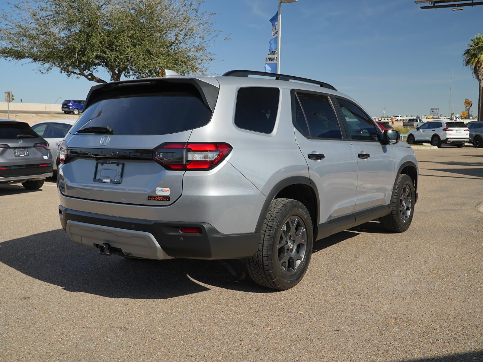 2023 Honda Pilot TrailSport