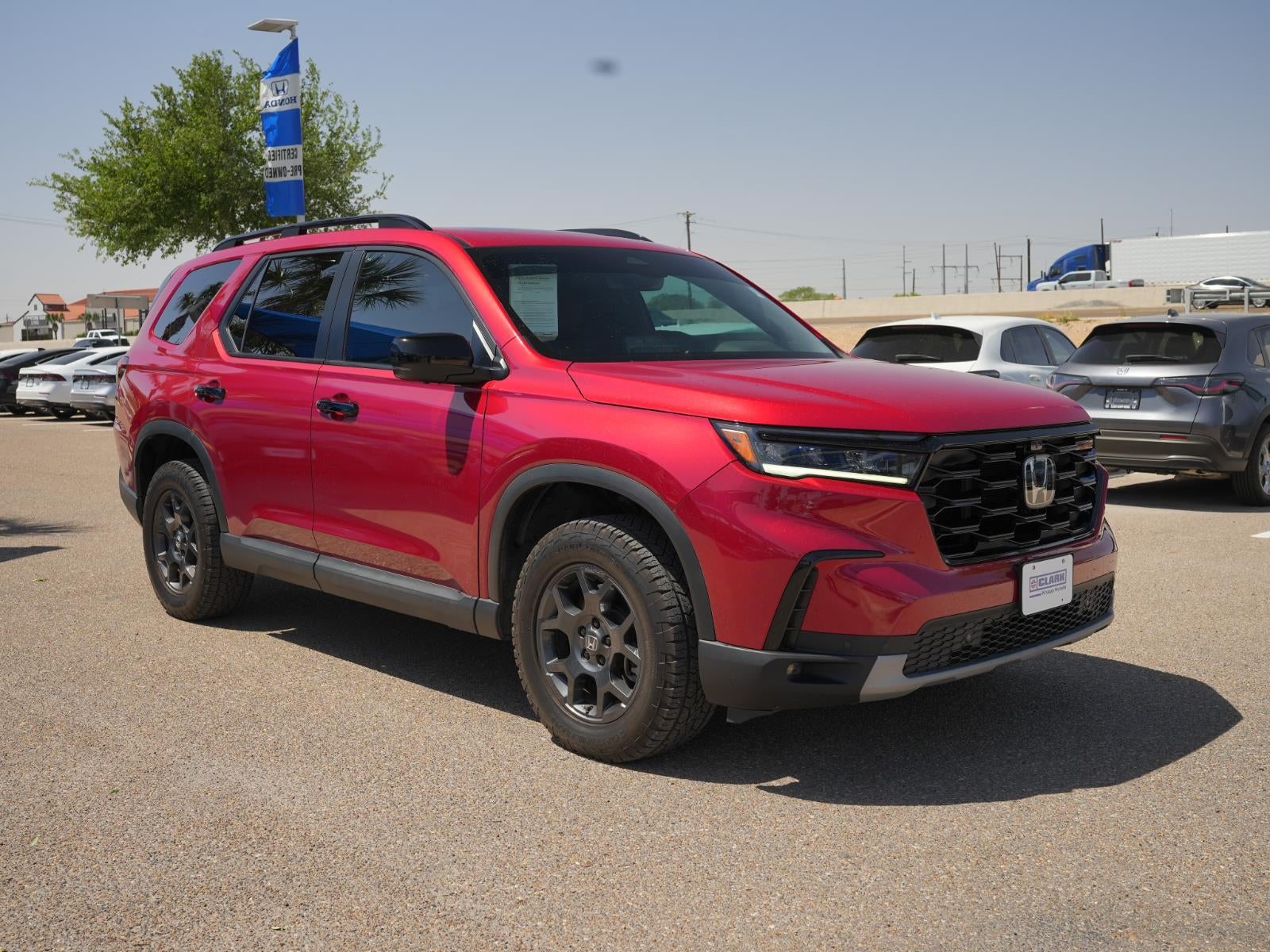 2025 Honda Pilot 4TRAILS