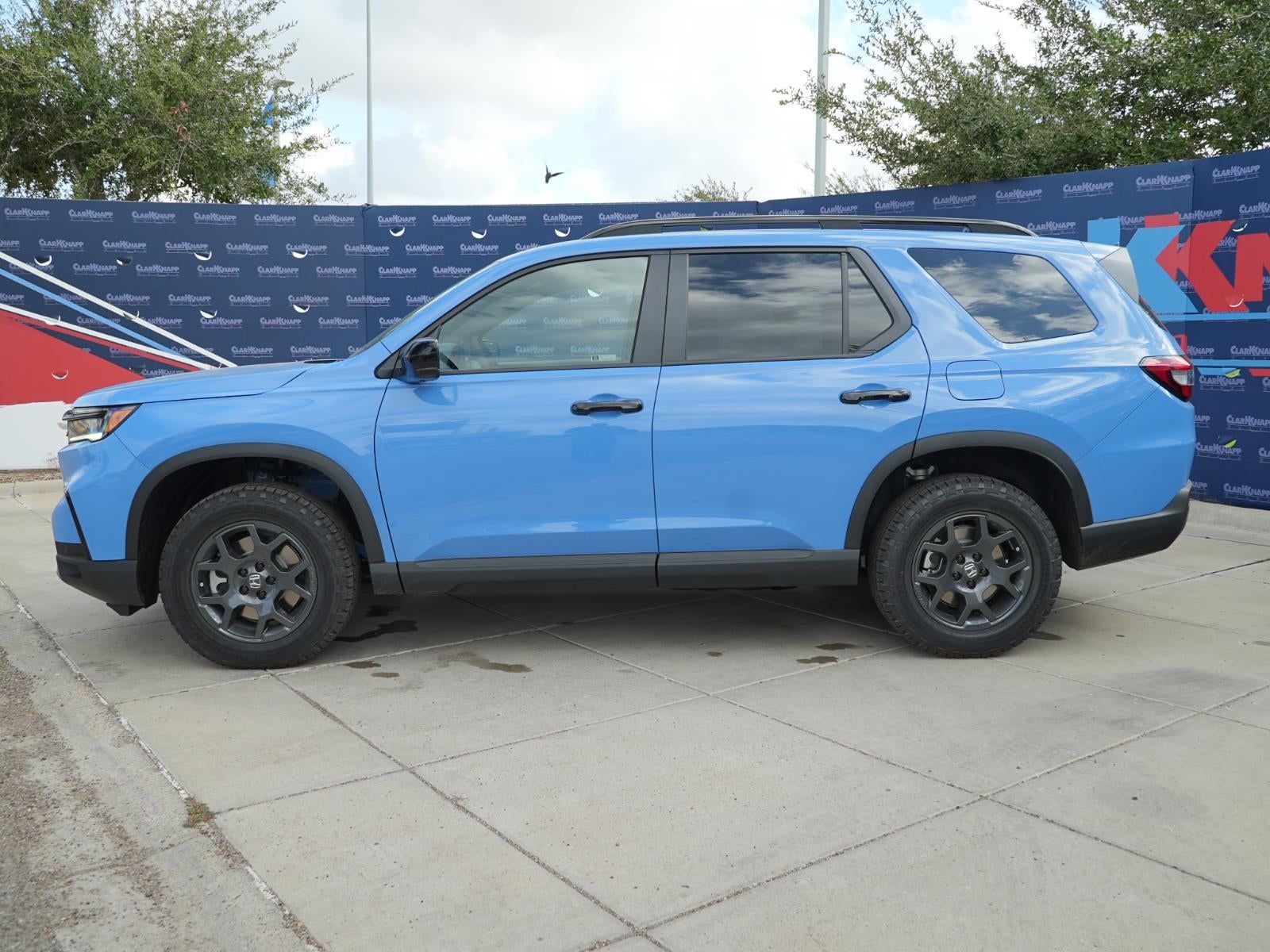 2025 Honda Pilot TrailSport