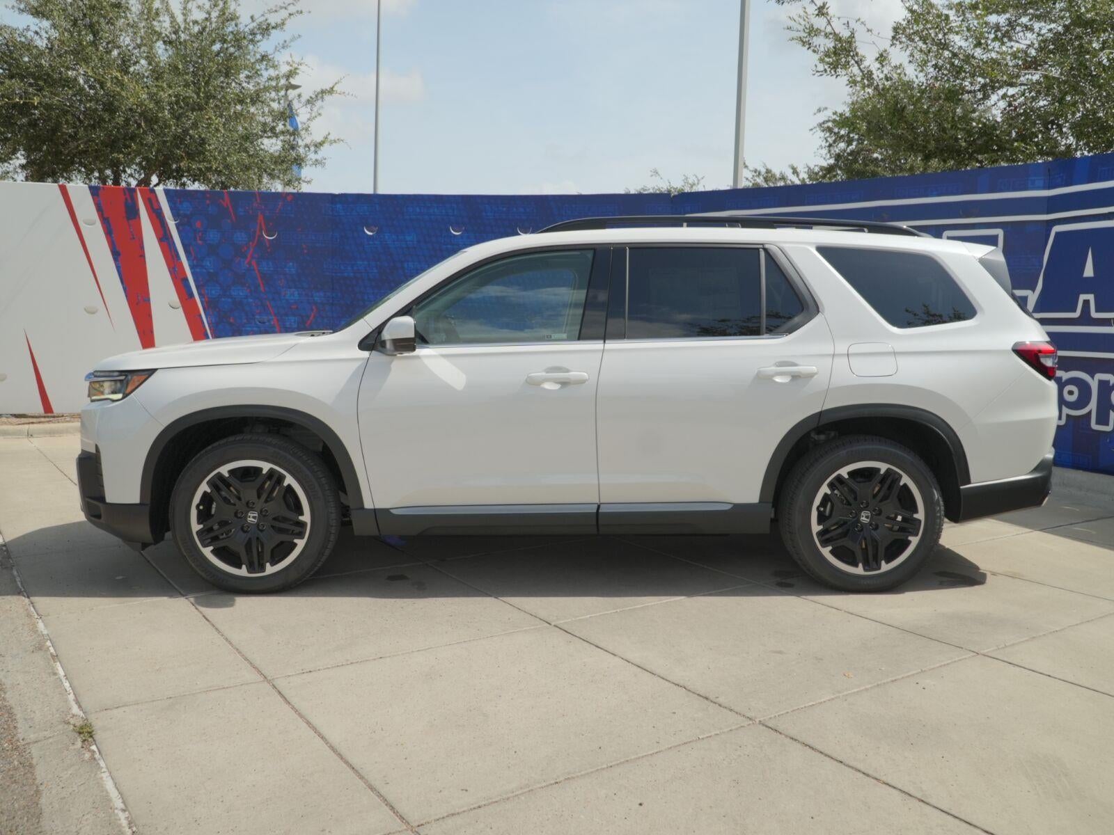 2026 Honda Pilot Touring Blackout