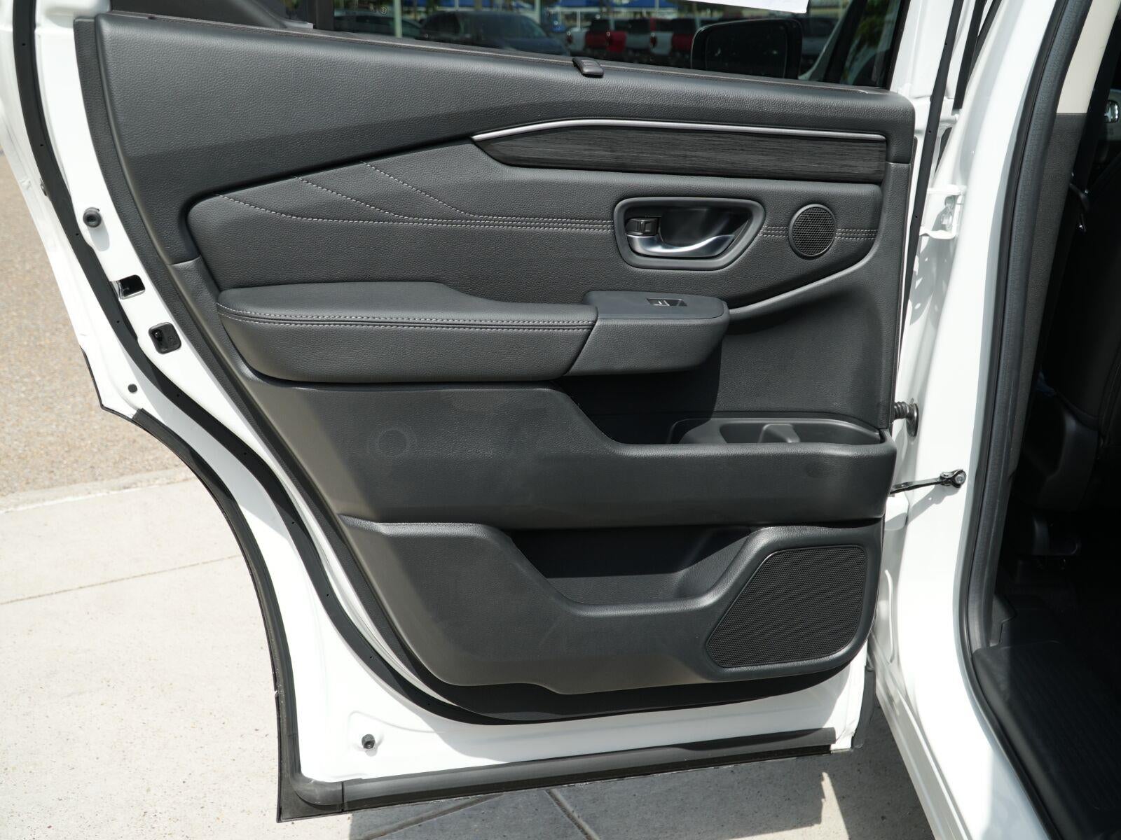 2026 Honda Pilot Touring Blackout