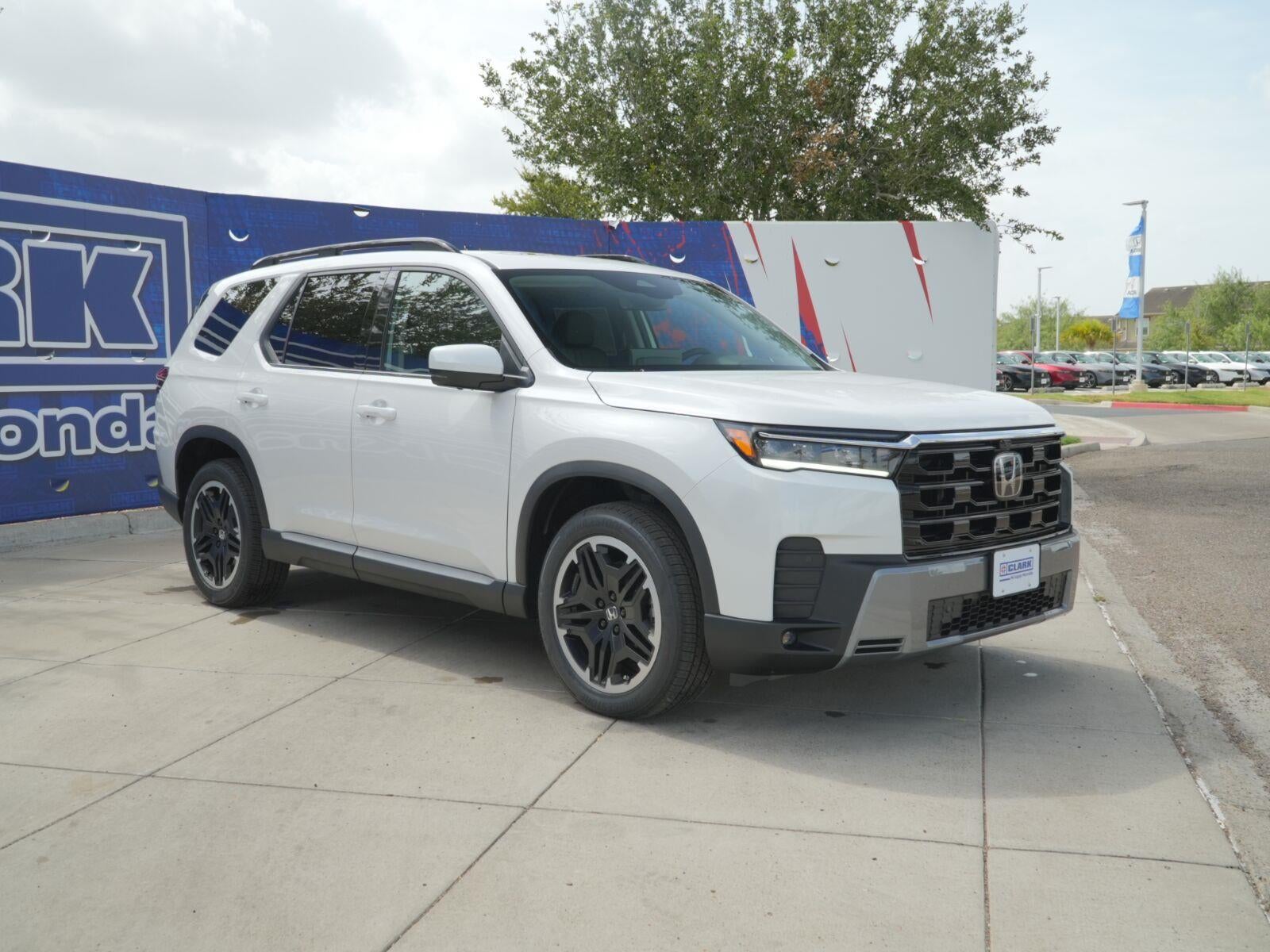 2026 Honda Pilot Touring Blackout