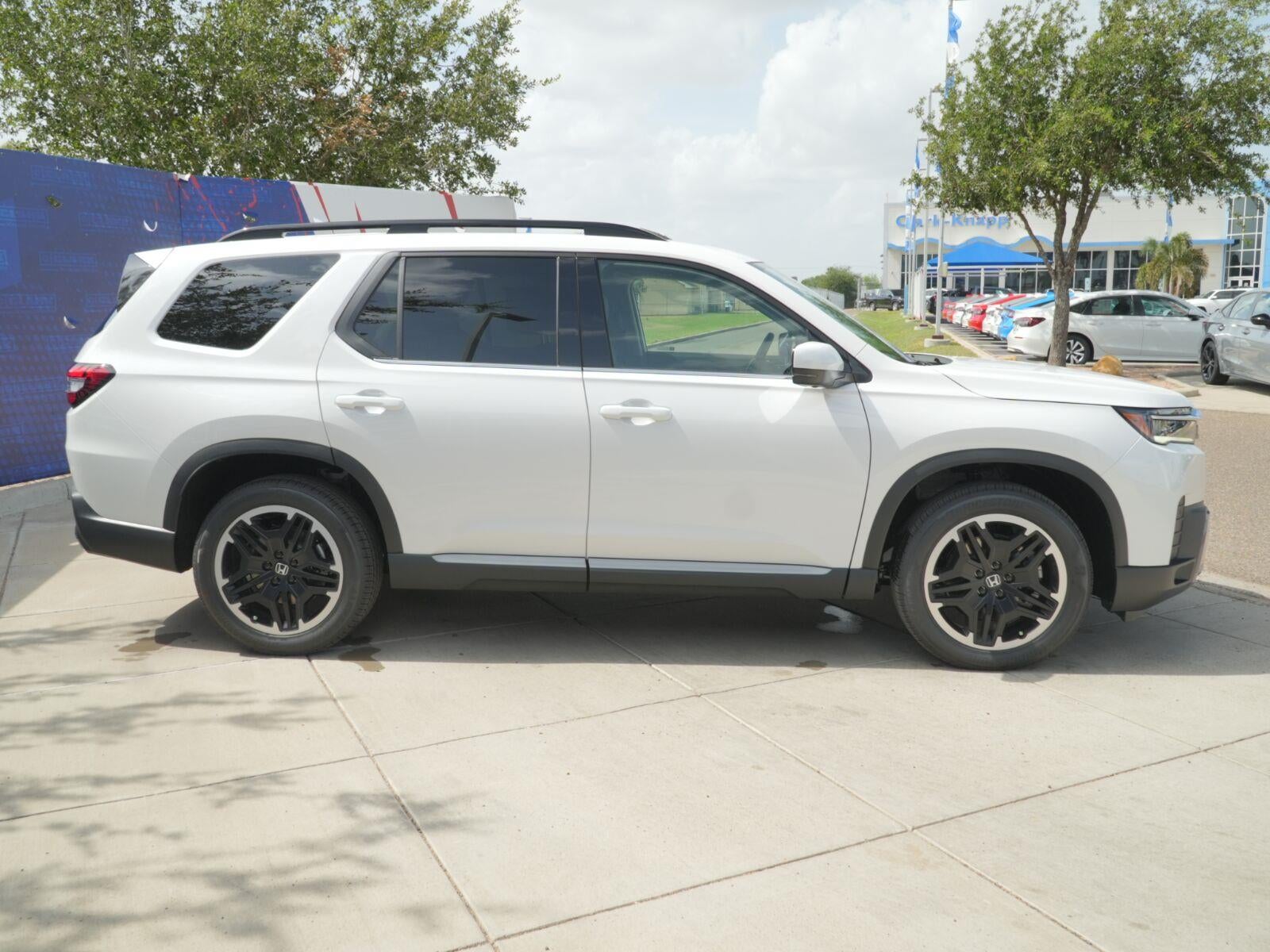 2026 Honda Pilot Touring Blackout