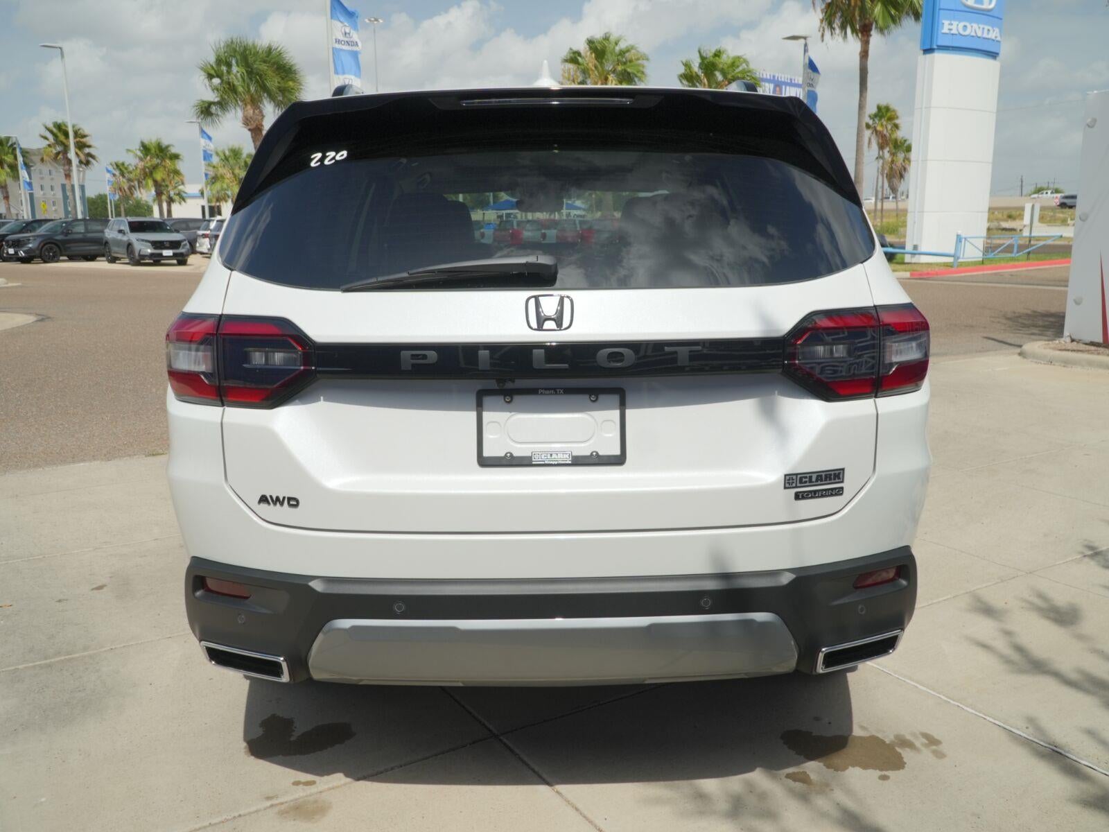 2026 Honda Pilot Touring Blackout