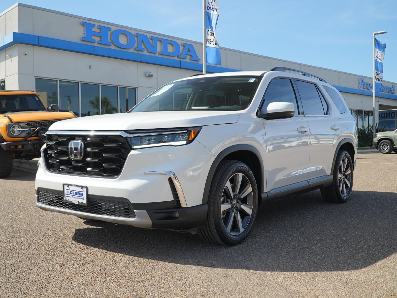 2023 Honda Pilot Touring