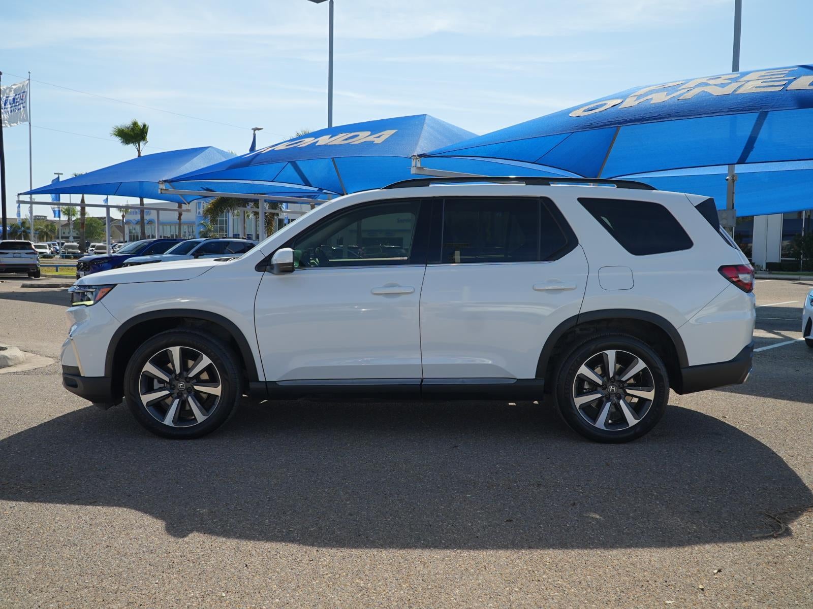 2023 Honda Pilot Touring