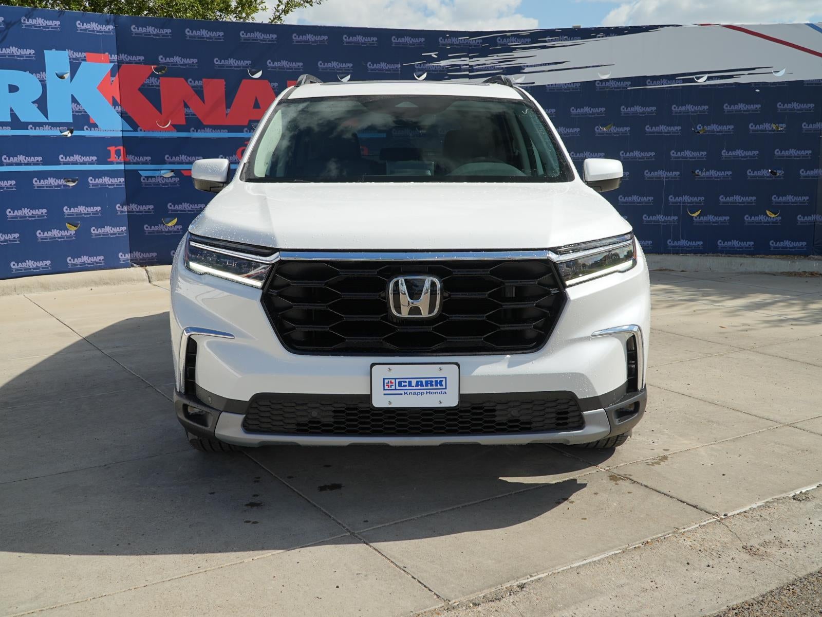 2025 Honda Pilot Touring
