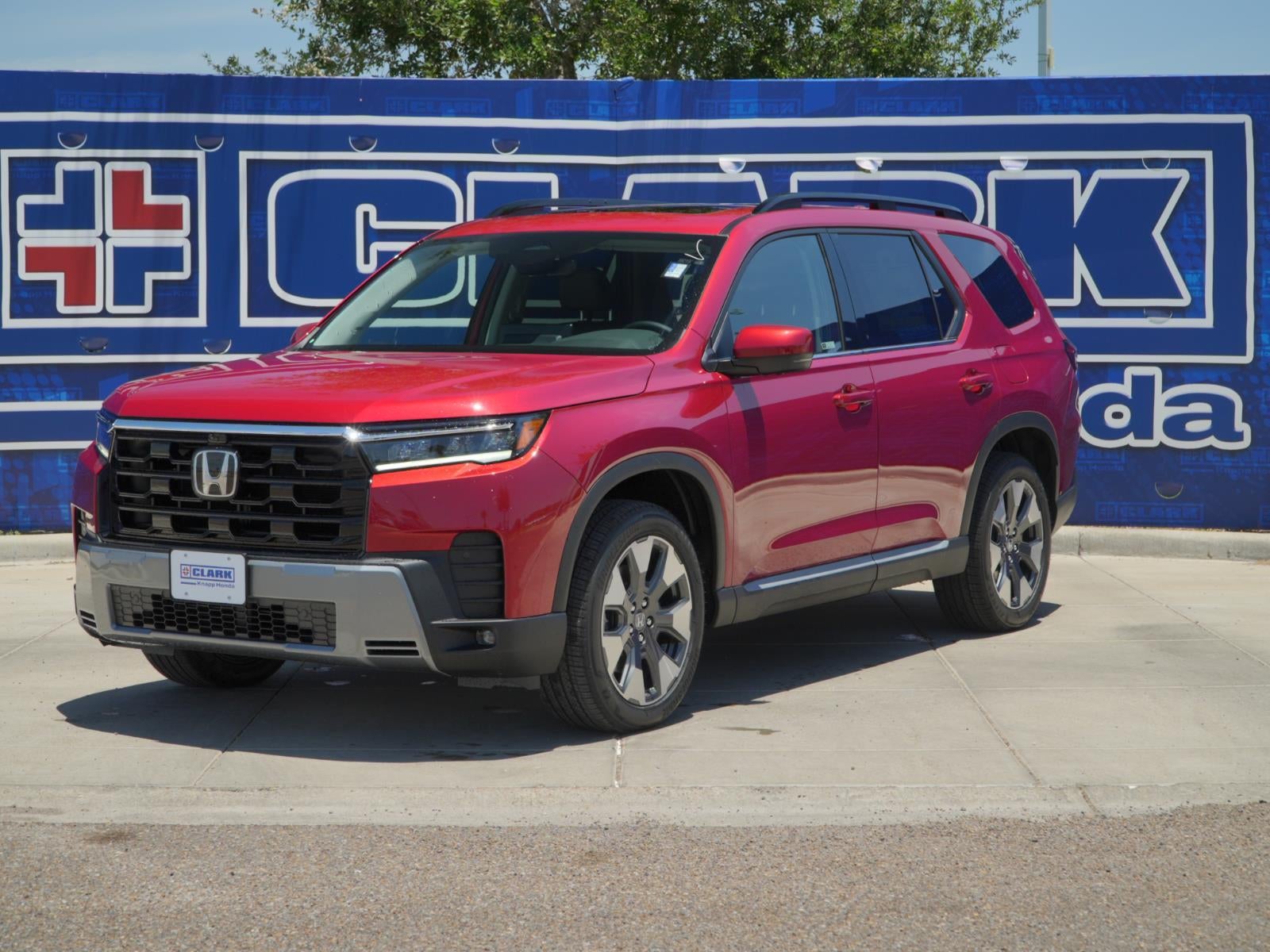 2026 Honda Pilot Touring AWD's photo