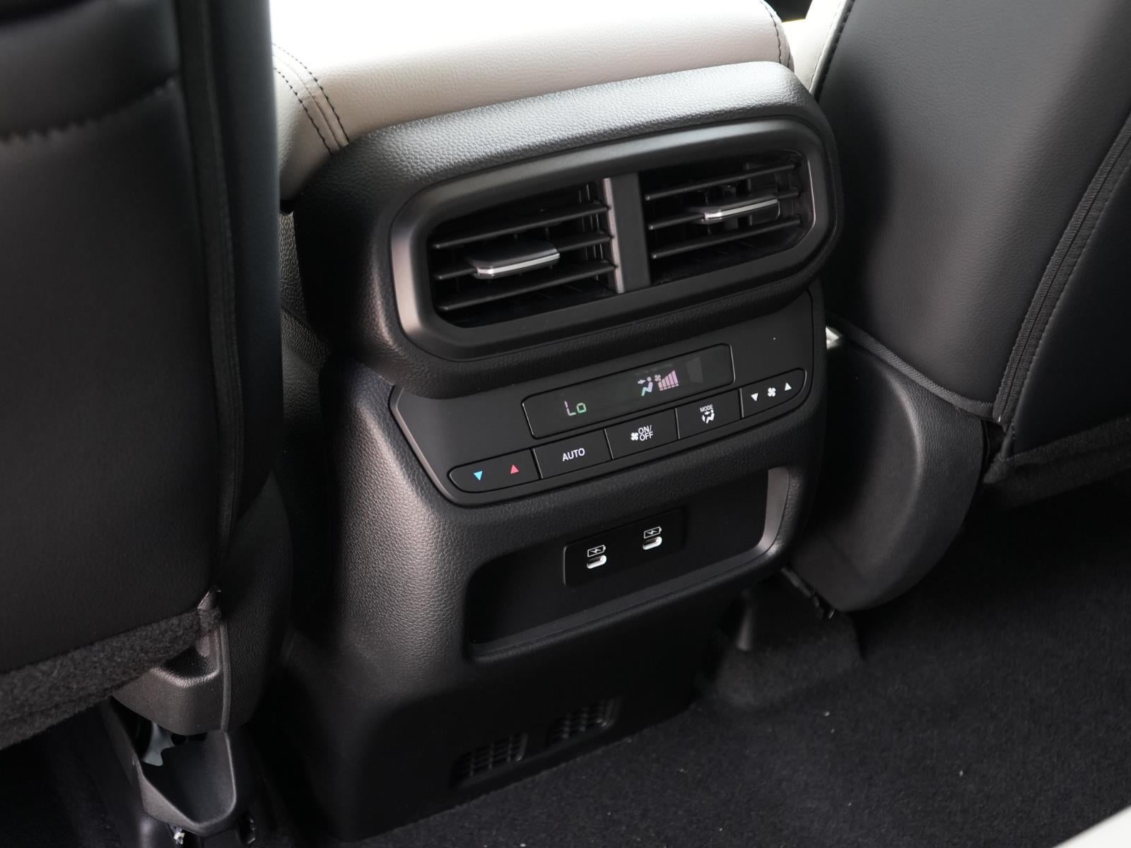 2026 Honda Pilot Touring Blackout
