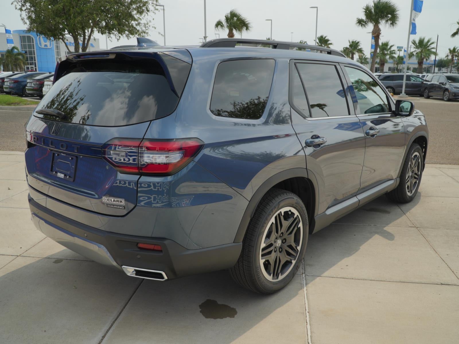 2026 Honda Pilot Touring Blackout