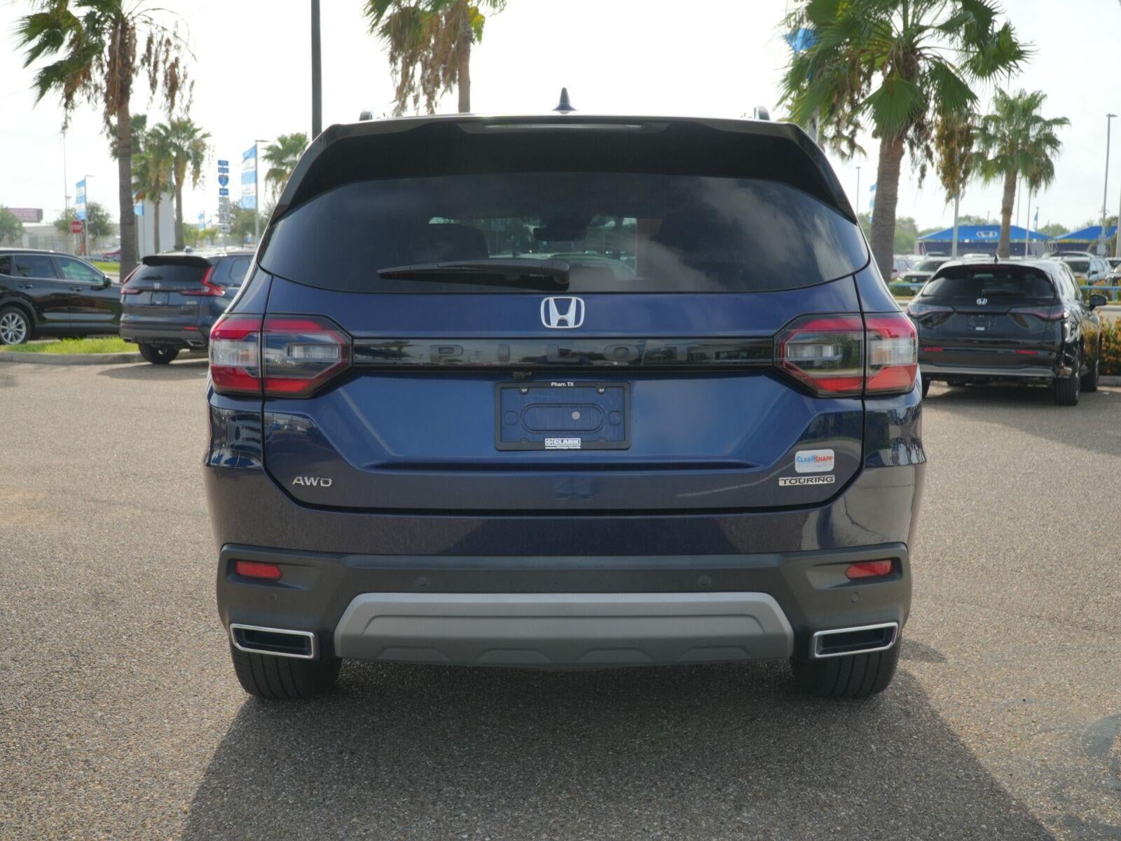 2023 Honda Pilot Touring - Photo 11
