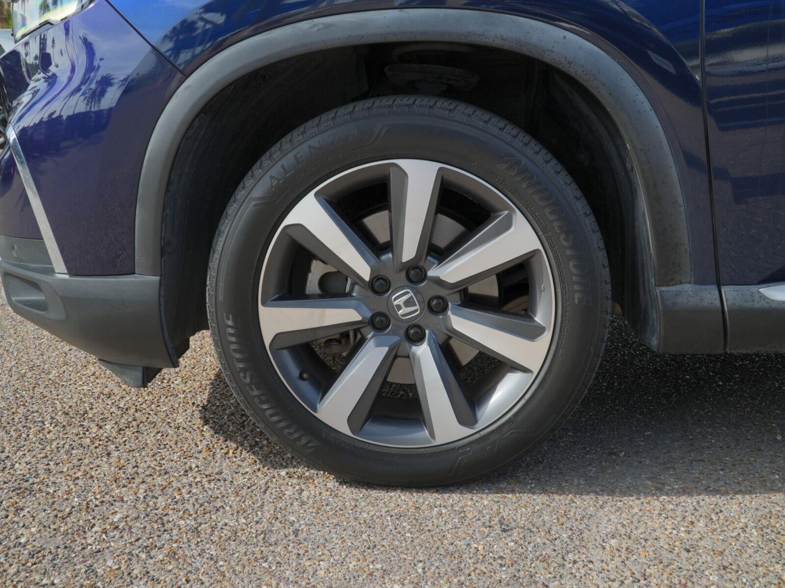 2023 Honda Pilot Touring - Photo 17