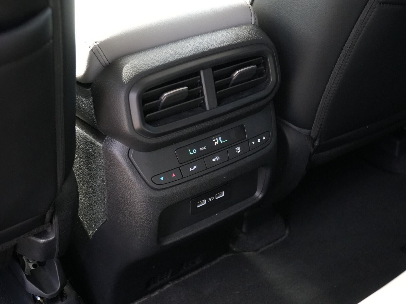 2023 Honda Pilot Touring - Photo 20
