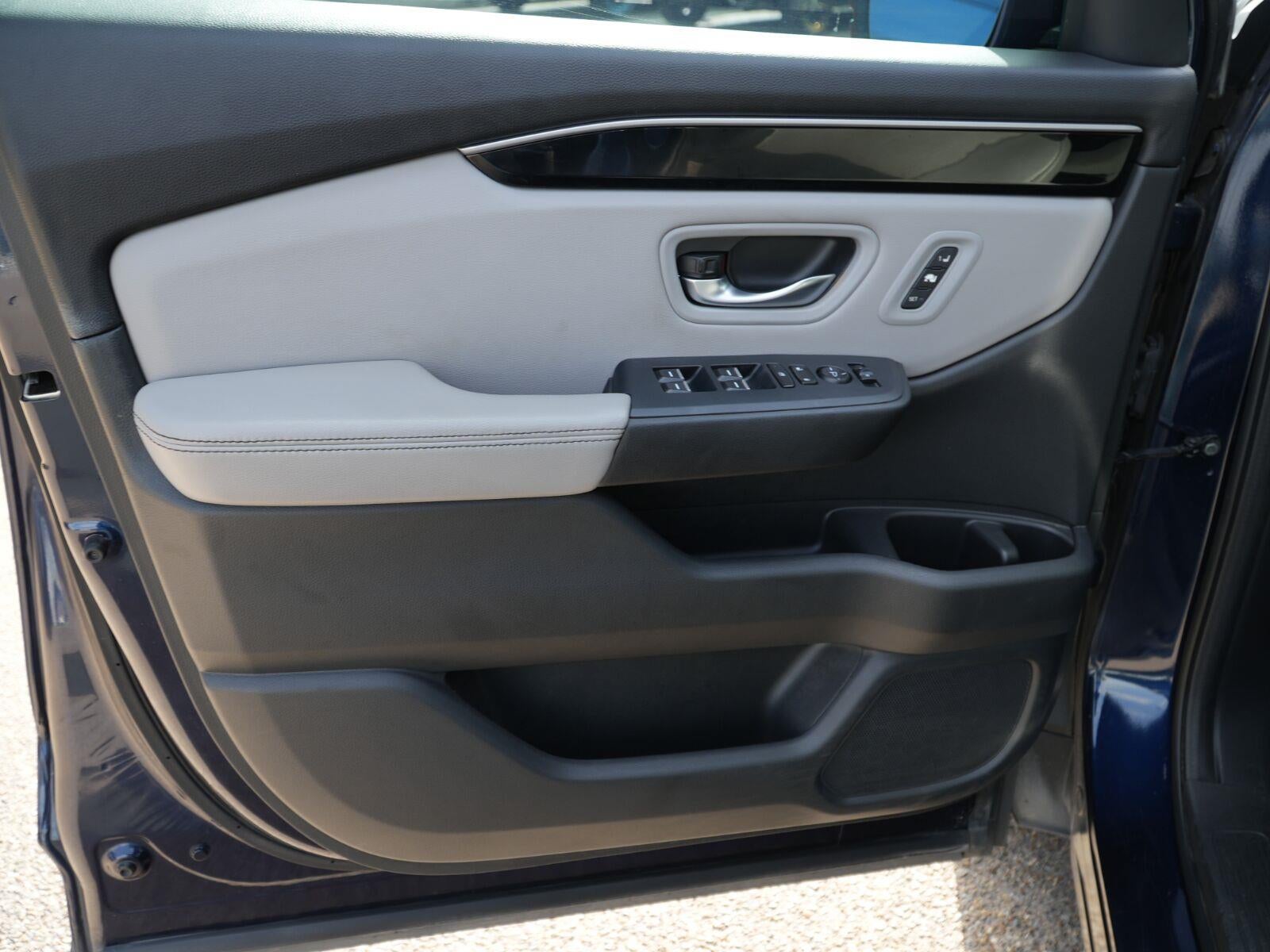2023 Honda Pilot Touring - Photo 4