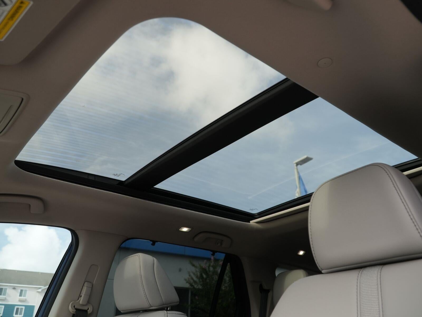 2023 Honda Pilot Touring - Photo 8
