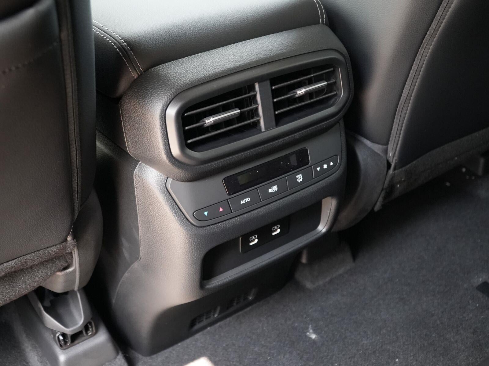 2026 Honda Pilot Touring Blackout
