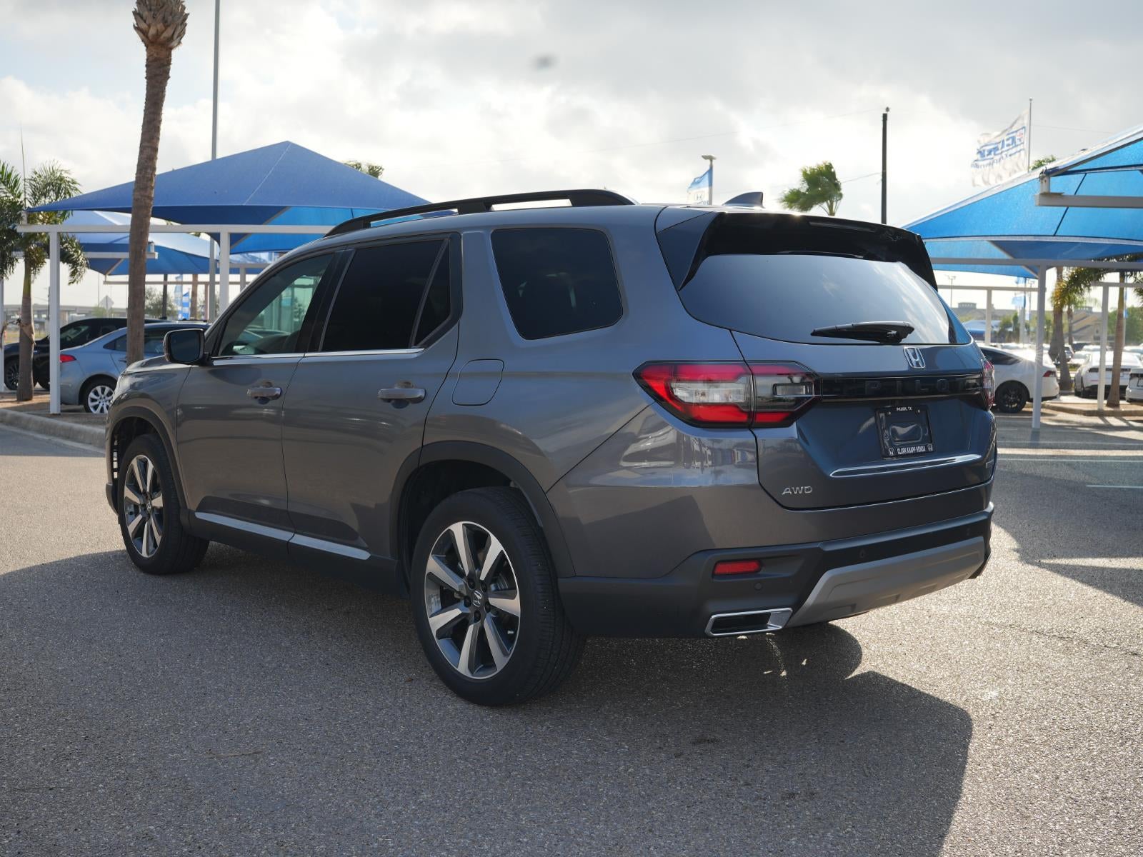 2025 Honda Pilot Touring