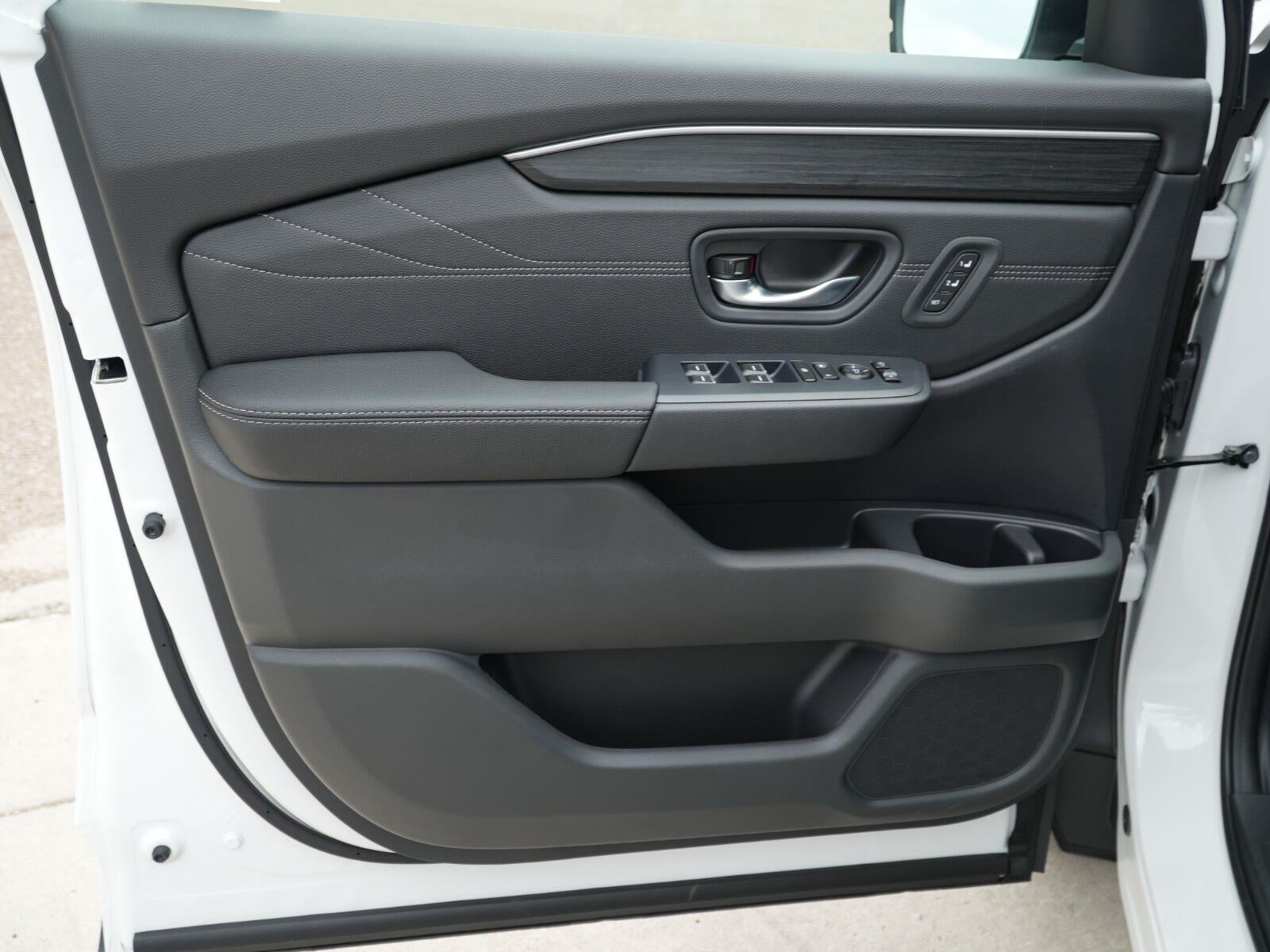 2026 Honda Pilot Touring Blackout
