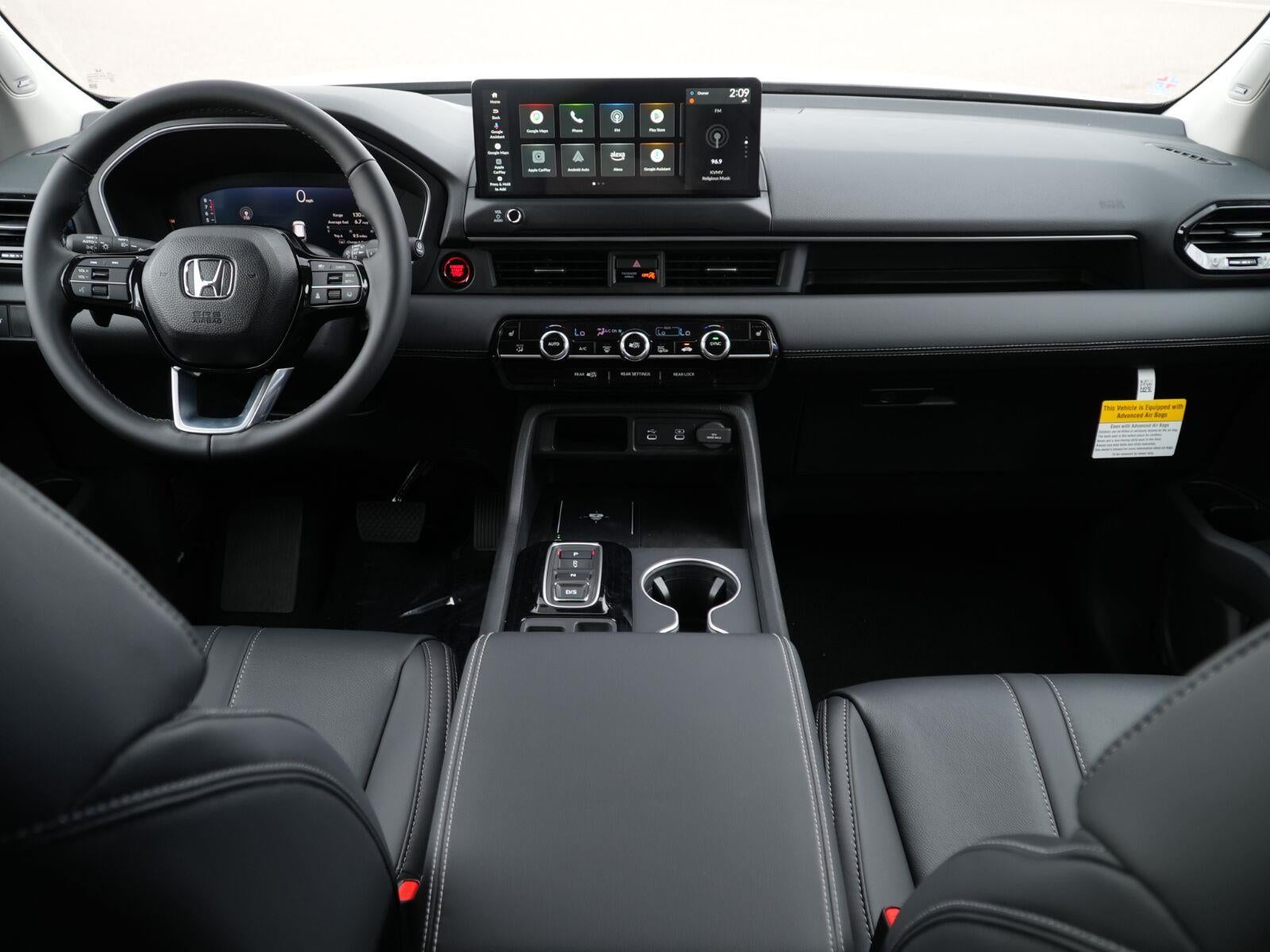 2026 Honda Pilot Touring Blackout
