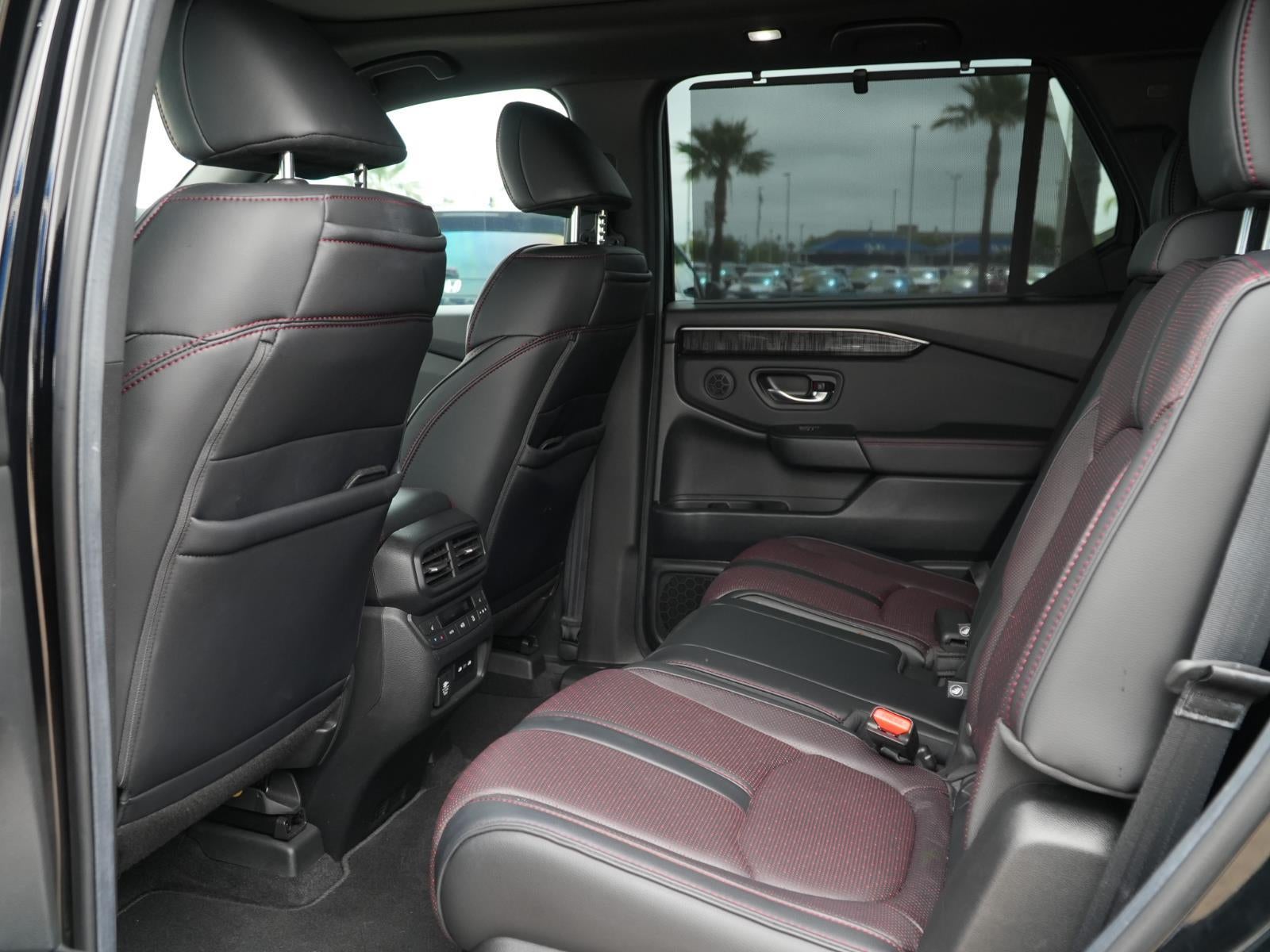 2025 Honda Pilot Black Edition