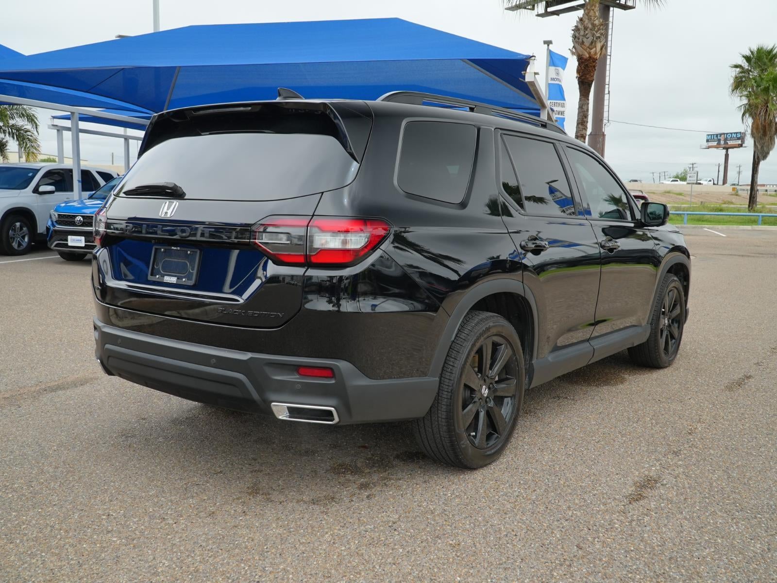 2025 Honda Pilot Black Edition