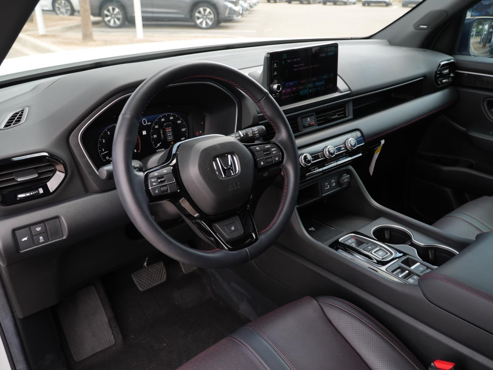 2025 Honda Pilot Black Edition