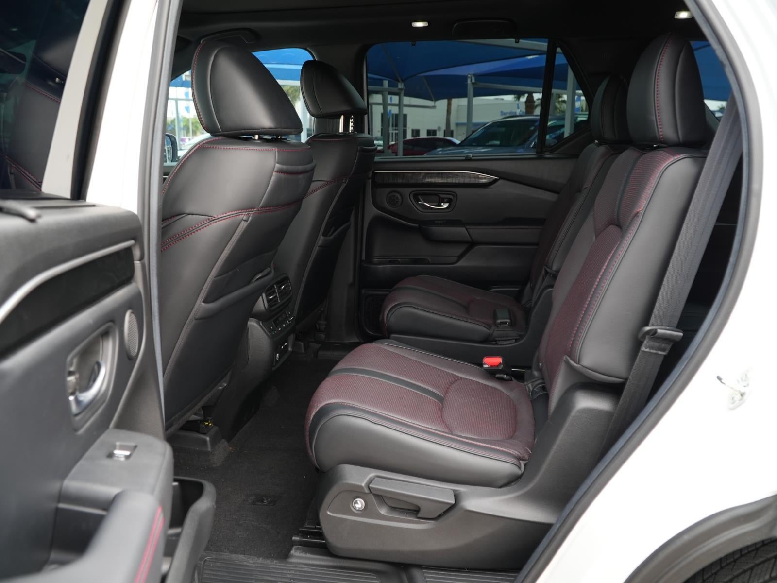2025 Honda Pilot Black Edition