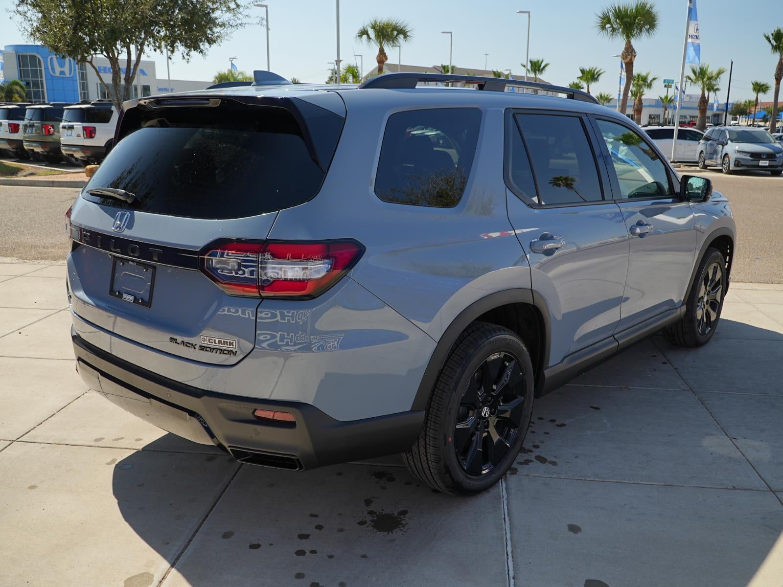 2026 Honda Pilot Black Edition