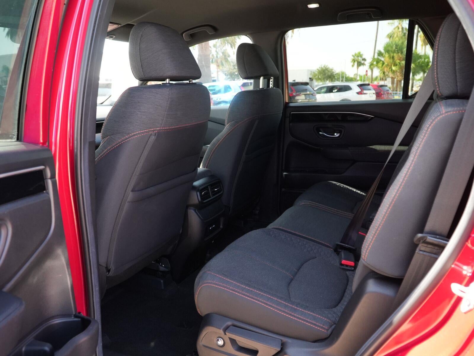 2025 Honda Pilot Sport