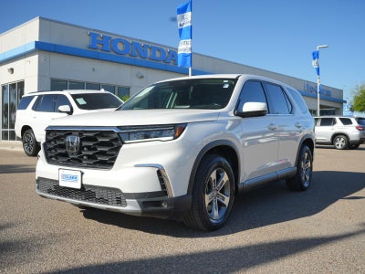 2023 Honda Pilot EX-L w/Rear Captain's Chairs