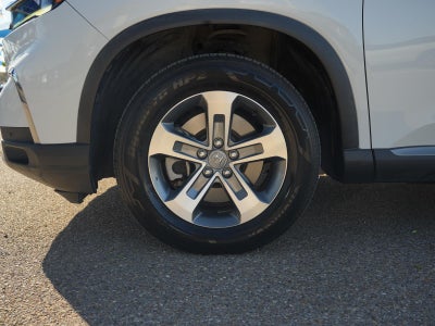 2023 Honda Pilot EX-L w/Rear Captain's Chairs