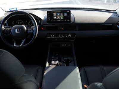 2023 Honda Pilot EX-L w/Rear Captain's Chairs