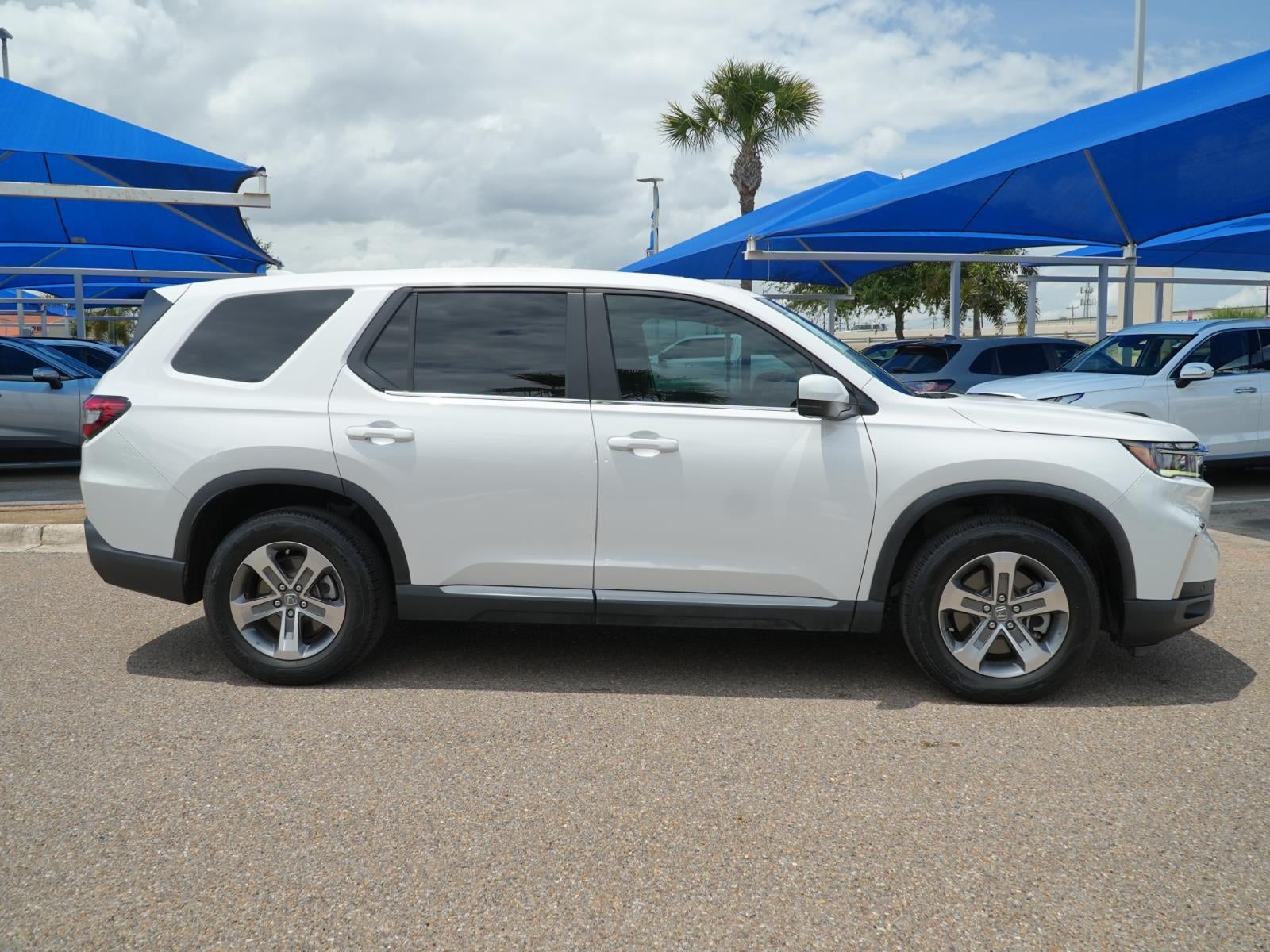 2023 Honda Pilot EX-L 7 Passenger